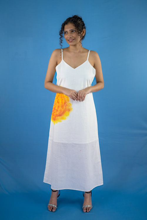 Pure hand-woven cotton stright dress with straps and V-Neck.